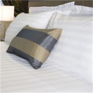 POLYCOTTON SATIN STRIPE PILLOWCASE WHITE 53x86cm BAG